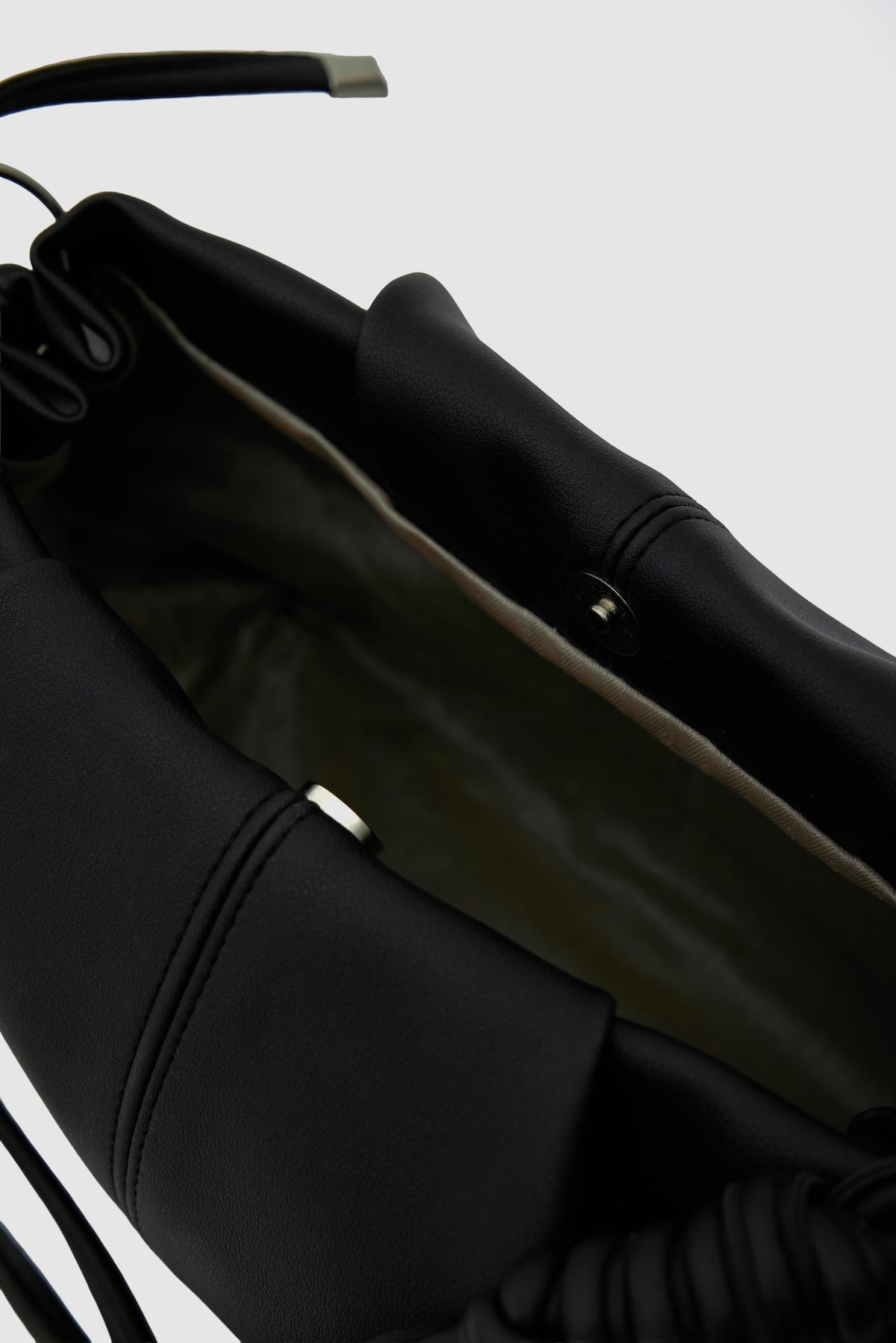 Casa - Black - View 6