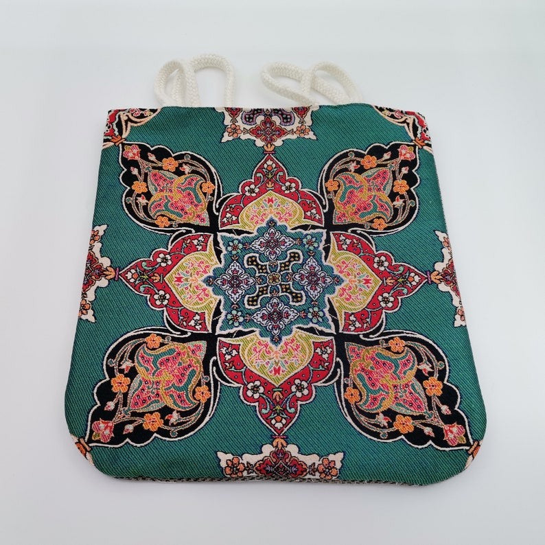 Gobelin Tapestry Patterned Bag