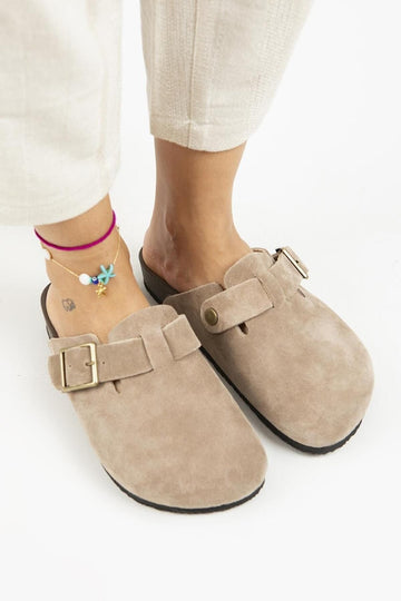Taupe